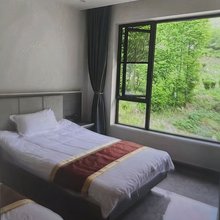 乐山云海之巅民宿