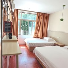 海云宾馆(深圳巴登街大剧院地铁站店)