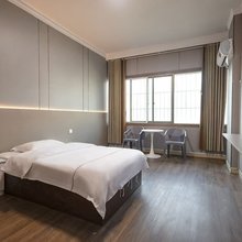 格雅酒店(邵东汽车西站店)
