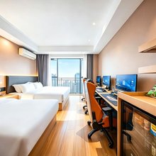 雾语艺术电竞酒店(成都建设路东郊记忆店)