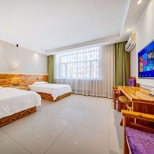 盛豪宾馆(额尔古纳哈萨尔广场店)