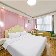 雅菲精品公寓(长清大学城商业街店)