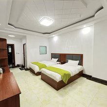 罗平小城悦享酒店