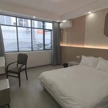 华平雅宿(黄鹤楼户部巷店)