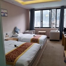 稻城亚丁后夏多民居