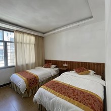 波尔客栈