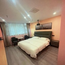 洛愉轩民宿(洛邑古城店)
