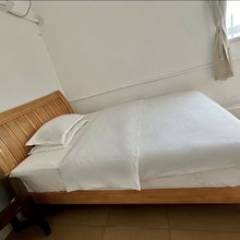 群谦旅店(上下九步行街华林寺地铁站店)