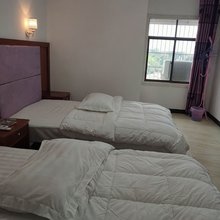 汨罗雄伟宾馆