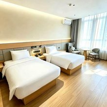 国泰四季酒店(安阳高铁东站飞翔中学店)