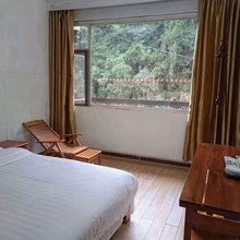 亚龙民宿(桂林龙胜温泉店)