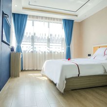 驿丰宾馆(长沙洋湖湿地地铁站荟聚店)