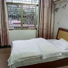 幸运草旅馆