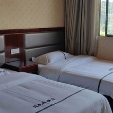月亮湾民宿
