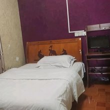 黄平丽江宾馆