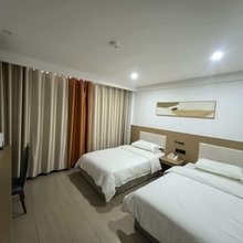 巴音布鲁克鑫盛宾馆