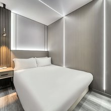 诺曼岛酒店(杭州星光大道江陵路地铁口店)