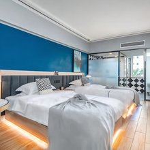 椰利亚电影酒店(海口明珠广场店)