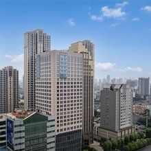 裕阳国际酒店(武汉黄鹤楼中南路店)