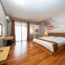 林睿公寓(清远顺盈时代广场店)