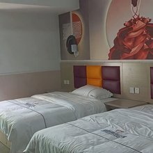 硕枫精品公寓