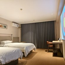 艺龙安云酒店(鄂州大学莲花山店)