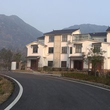 三门狮峯下民宿