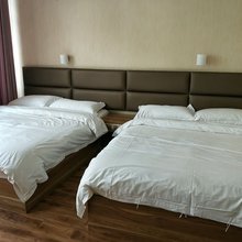 曲靖栖明商务客栈