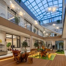雀公馆森林溪畔美宿(忻州古城店)