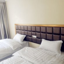 郑州馨隆宾馆(华北水利水电大学郑州高铁东站店)