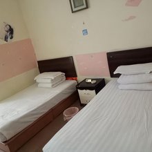 武汉红叶港旅馆
