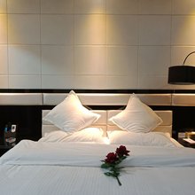 晟宸酒店(砚山汽车客运站店)