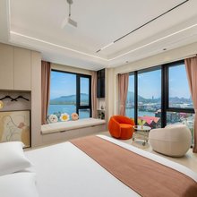 融海居民宿(宝龙天地半升洞码头店)