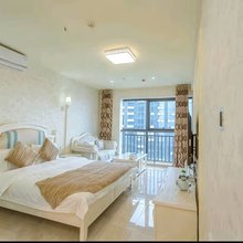 泸州景宸时光公寓(万象汇佳乐金街店)