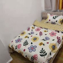 阳光里青年旅舍(南宁火车站店)