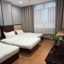 金叶酒店(库车金桥太古里步行街店)