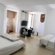 山海关老龙头假日蓝湾一号公寓(云南南路1号分店)