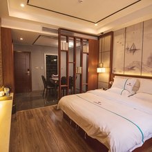 天柱泰雨酒店