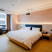云朵智能酒店(德州东站站前广场店)