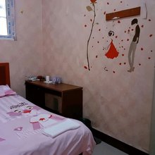 信阳满江红民宿(信阳师范大学店)