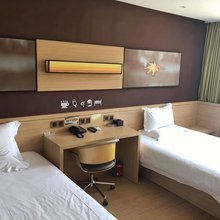 艾优酒店(唐山曹妃甸临港商务区店)