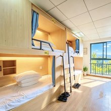 七里香·青年旅社(宁波火车站店)