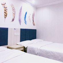 周日快捷宾馆(南京财经大学仙林金鹰商场店)