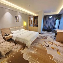 铂斯酒店(佛冈汽车站店)