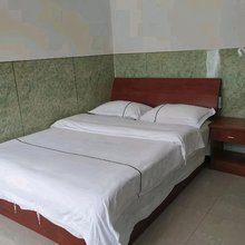 昆明回隆旅馆