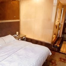 镇雄中山酒店