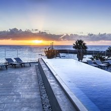 惠东双月湾虹海湾双月海景酒店