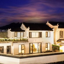 九华山伴山居民宿(肉身宝殿店)
