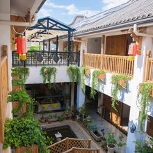 会泽泽山居客客栈
