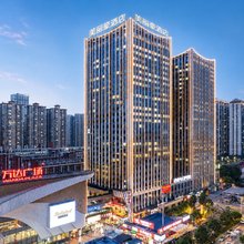 美丽豪酒店(南宁安吉万达苏卢地铁站店)